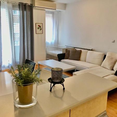 First Choice Apartment 斯科普里 外观 照片